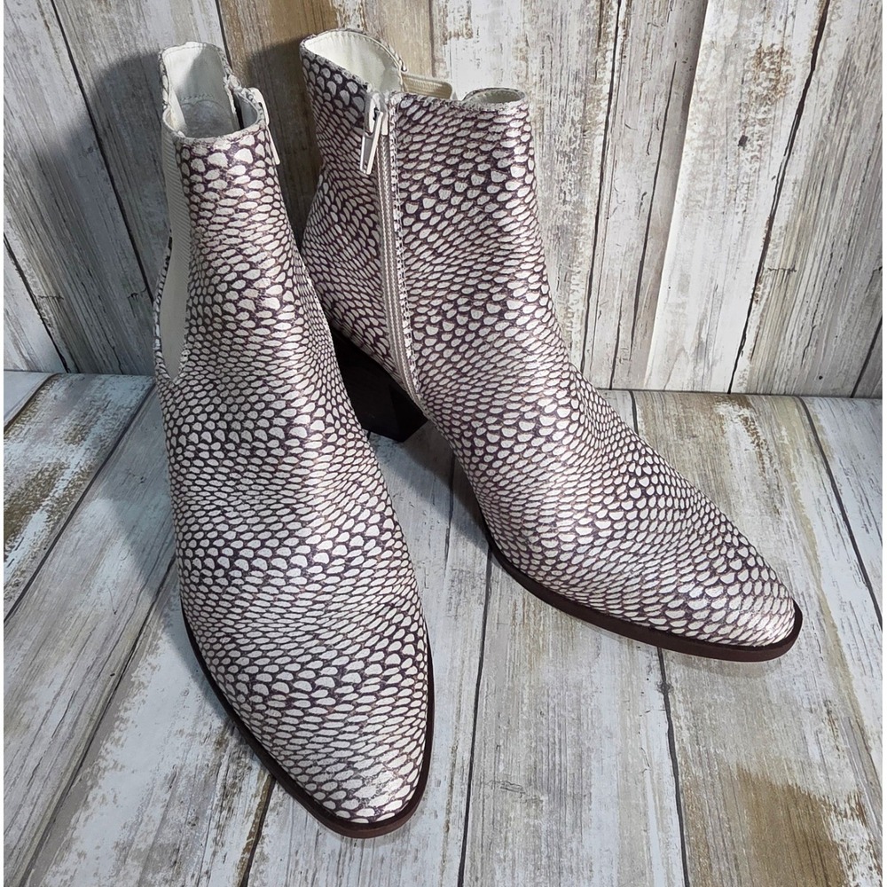 The Limited Kiki Snakeskin Textured Ankle Boots Cream Brown Block Heel Size 7.5M - Picture 1 of 10